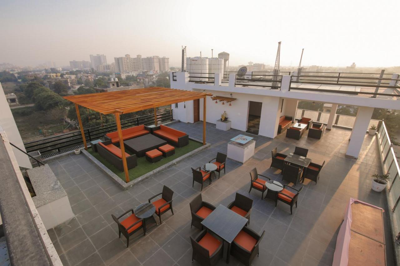 Twin Towers Bed & Breakfast Greater Noida Dış mekan fotoğraf