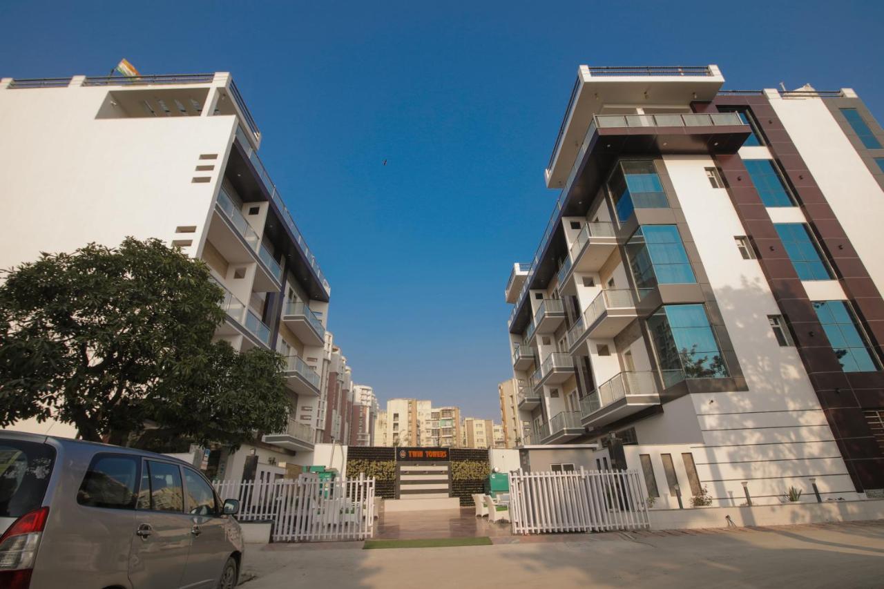 Twin Towers Bed & Breakfast Greater Noida Dış mekan fotoğraf