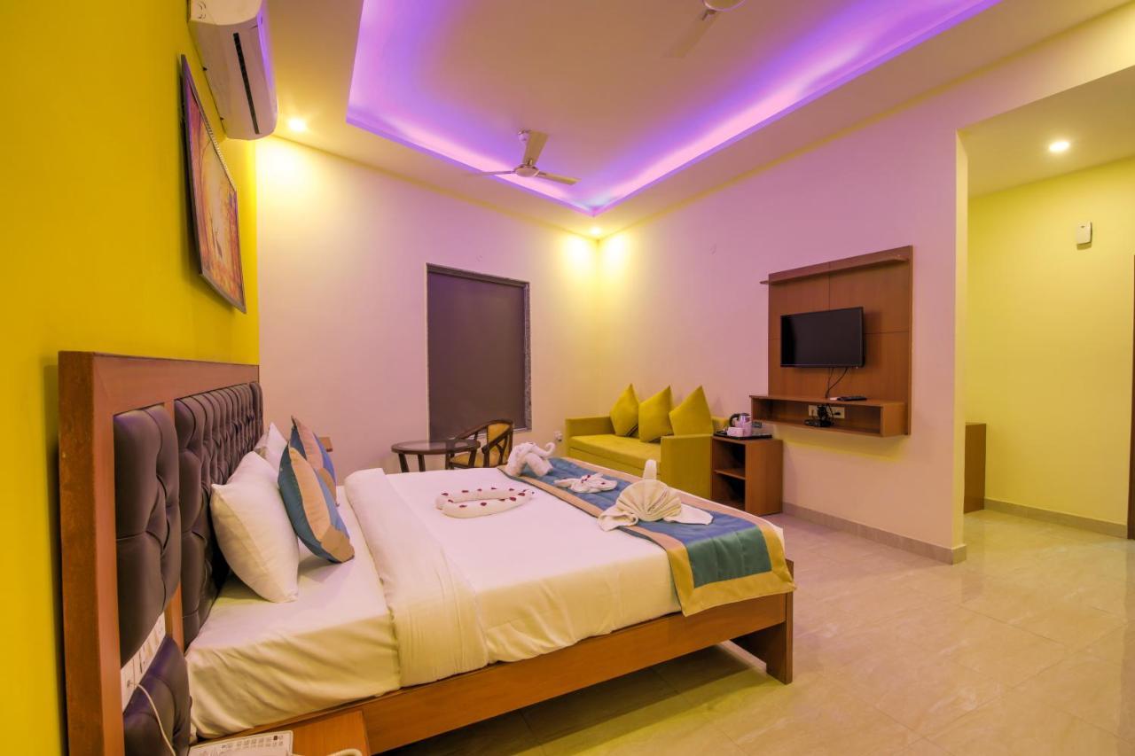Twin Towers Bed & Breakfast Greater Noida Dış mekan fotoğraf