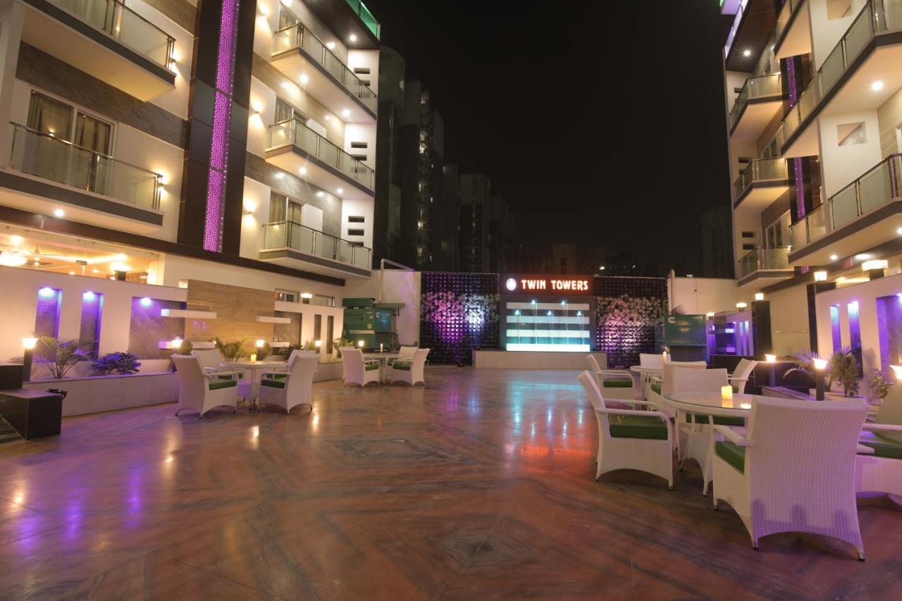 Twin Towers Bed & Breakfast Greater Noida Dış mekan fotoğraf