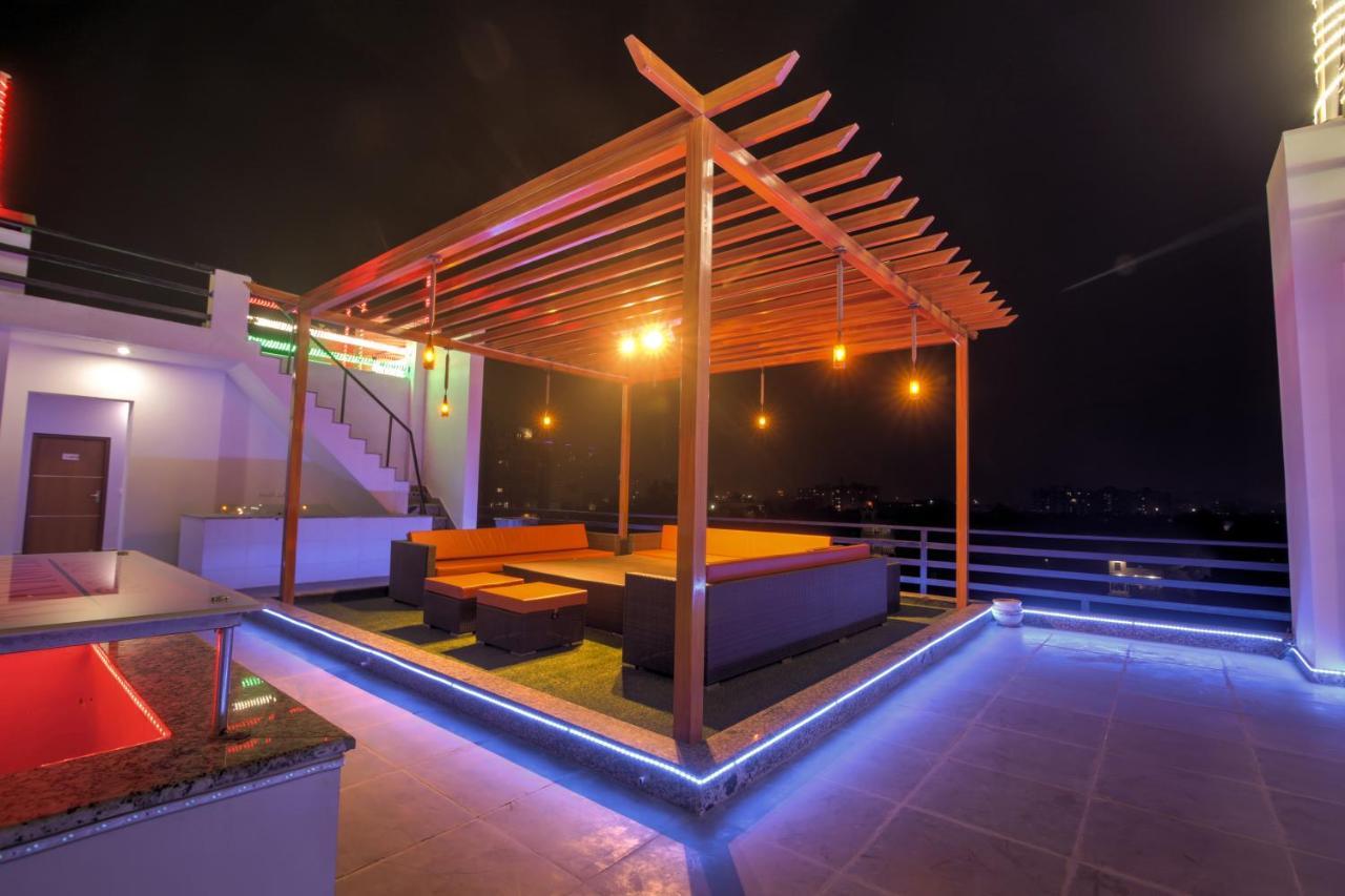Twin Towers Bed & Breakfast Greater Noida Dış mekan fotoğraf