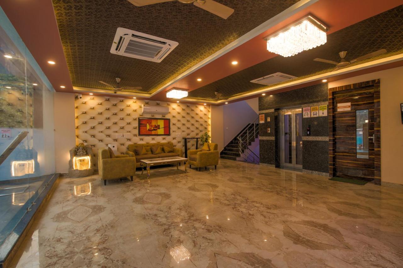 Twin Towers Bed & Breakfast Greater Noida Dış mekan fotoğraf