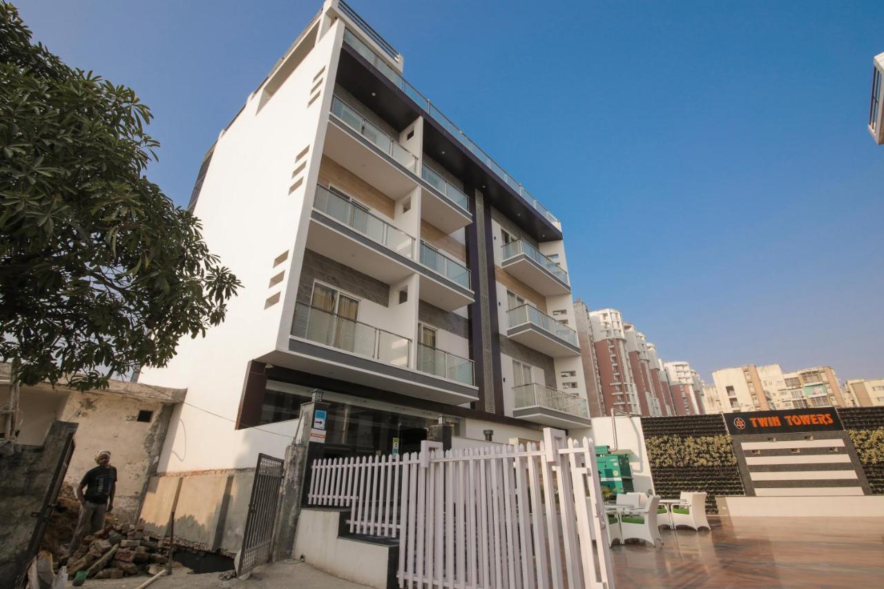 Twin Towers Bed & Breakfast Greater Noida Dış mekan fotoğraf